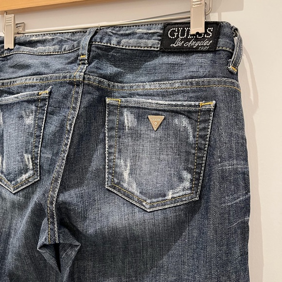 Guess Jeans - Picture 3 of 5